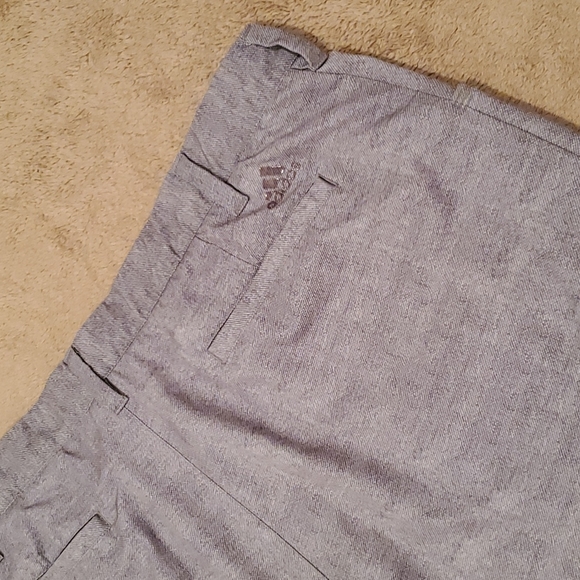 ADIDAS men's size 38 clima-lite Flat front shorts, golf shorts. - Picture 4 of 8